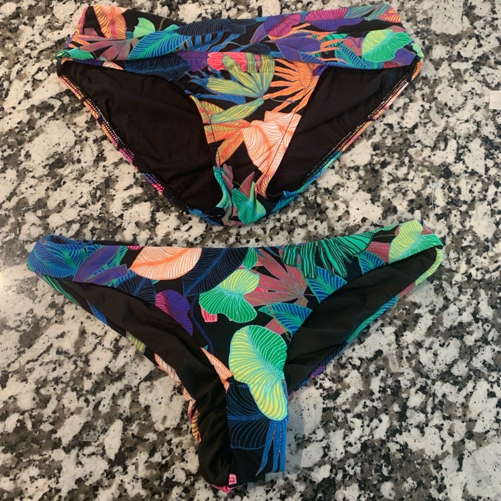 NWOT Lot of 2 PILYQ Bikini Bottoms Size Small. Style Full and Teeny